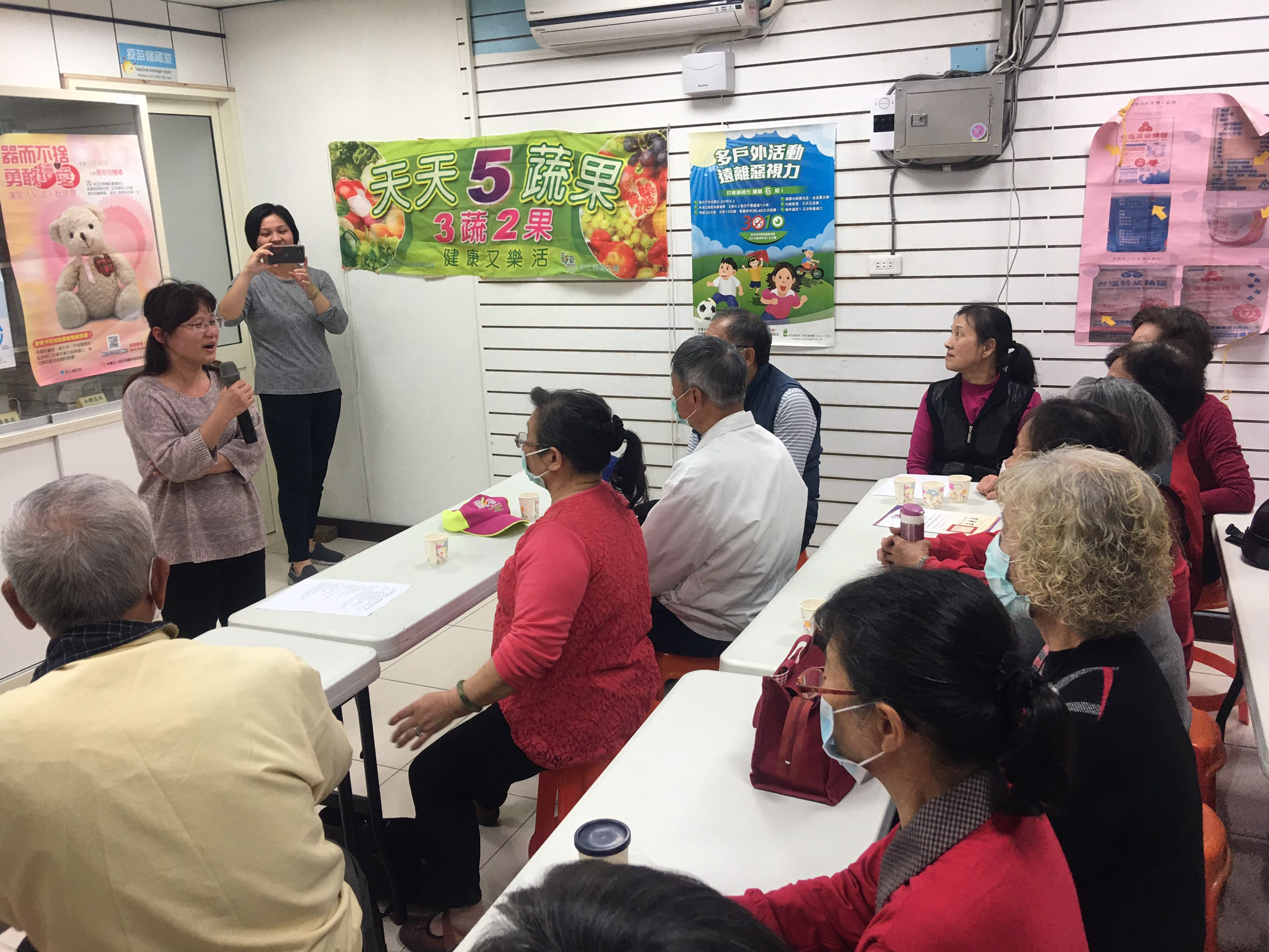 109年2月24日志工會議新冠肺炎宣導照片3