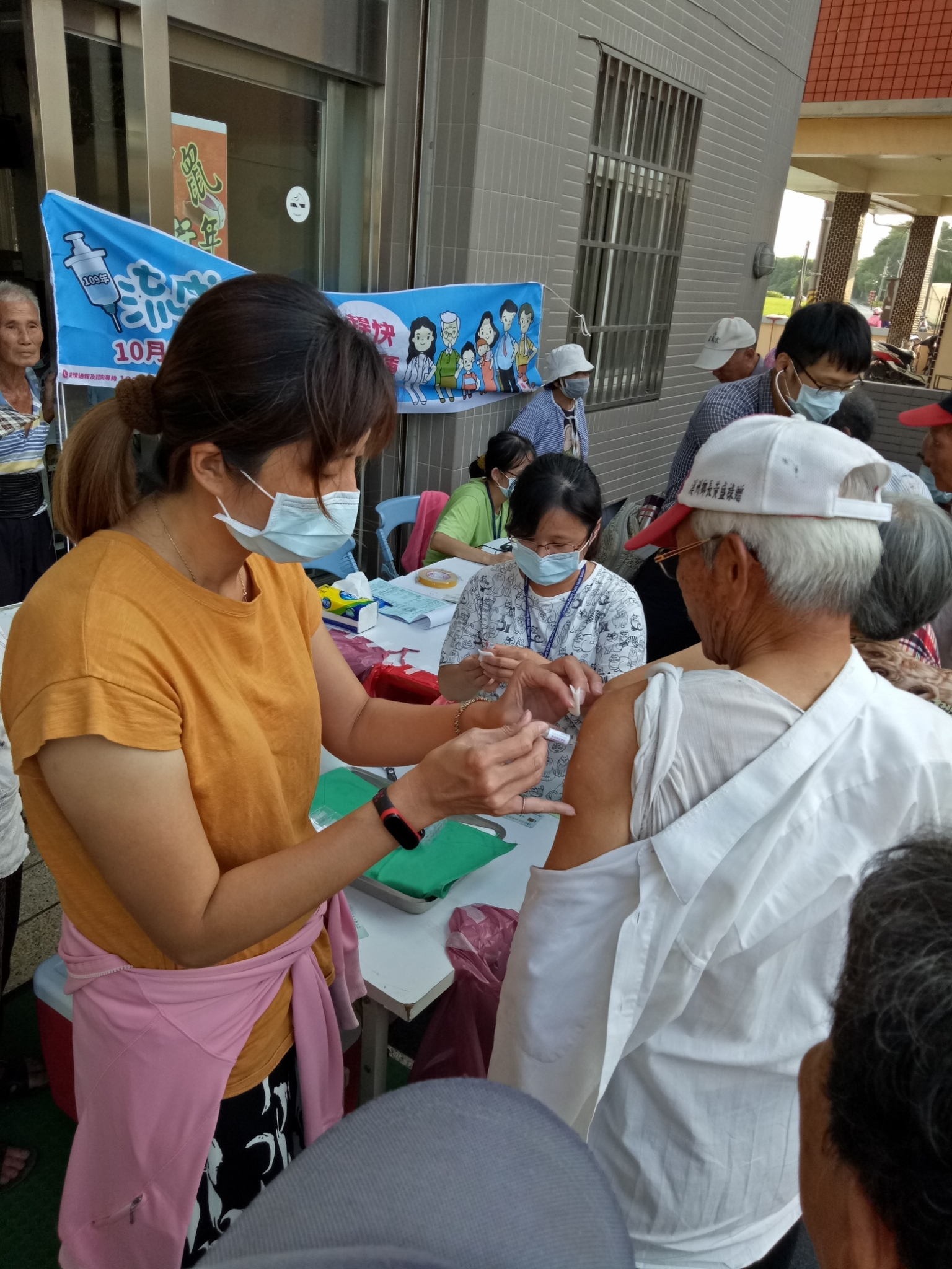 109年10月12日水尾村流感設站照片2
