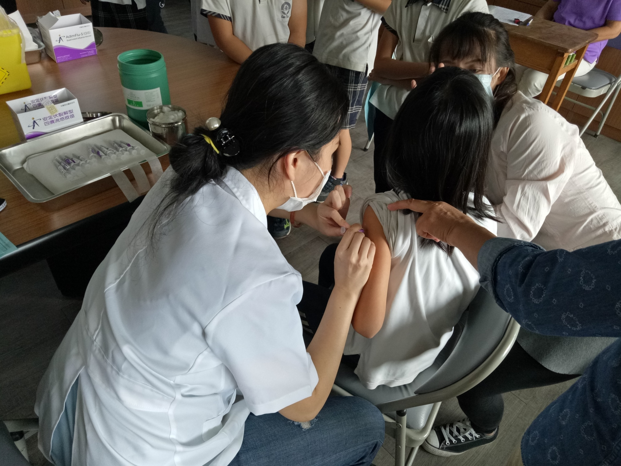 109年11月9日溪州三條國小流感疫苗施打照片8