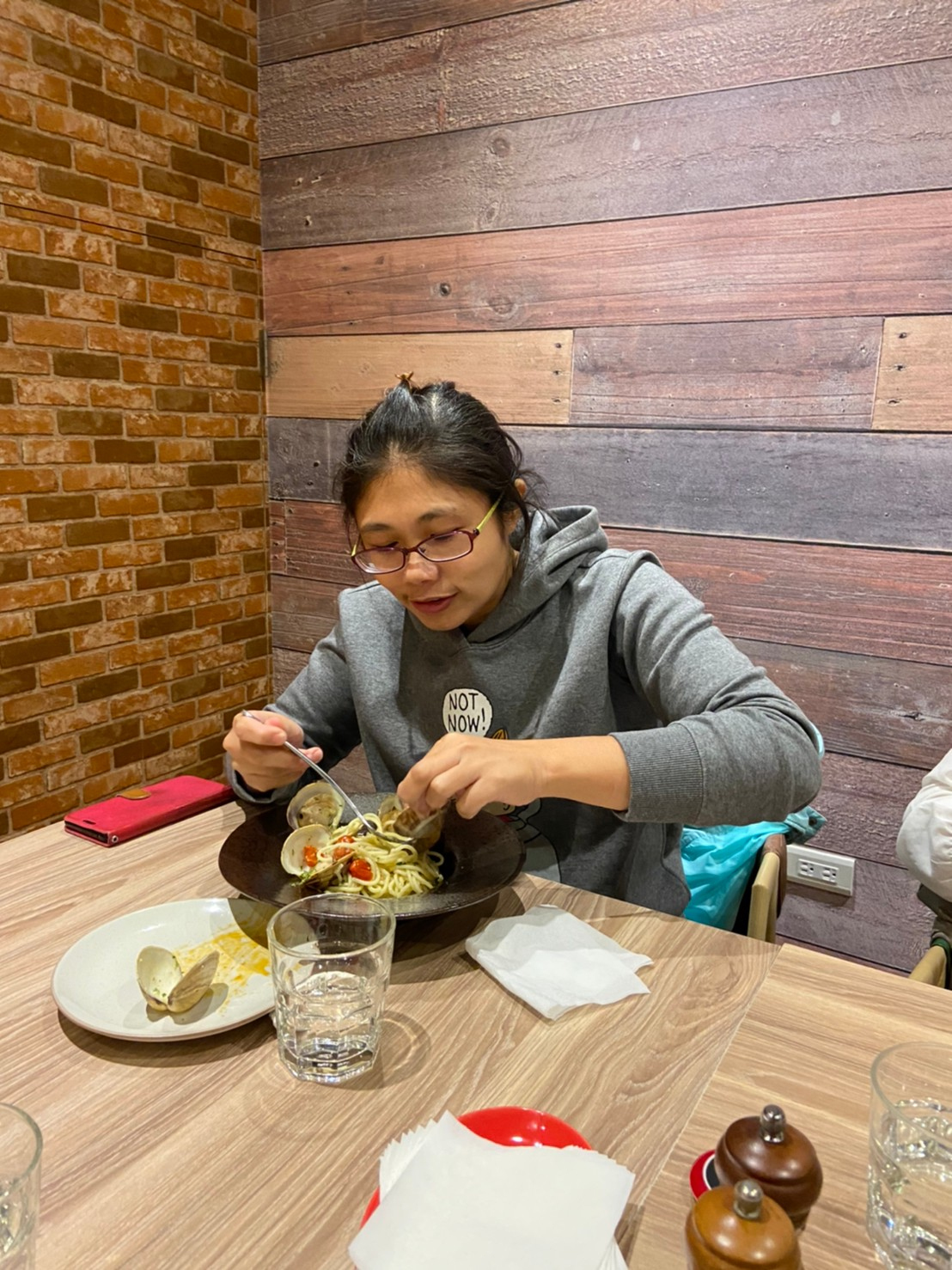 109年12月4日A&G幸福聚餐照片2